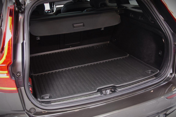 Volvo V60 2.0 T6 Recharge AWD R-Design Navi|Panoramadak|Dealer onderhouden|342pk!!|ACC|Stuurverwarming