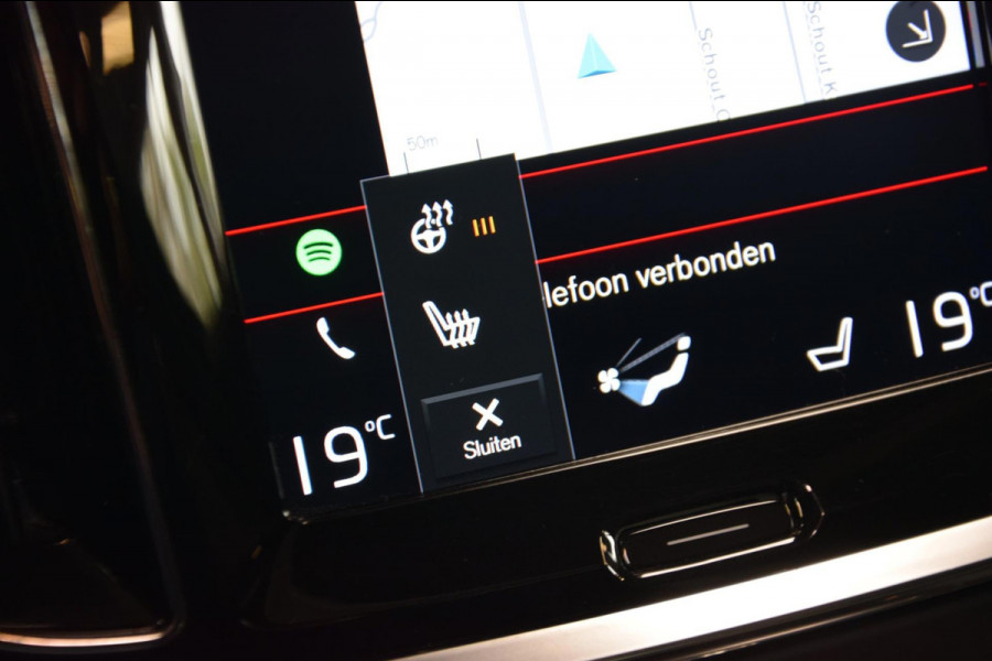 Volvo V60 2.0 T6 Recharge AWD R-Design Navi|Panoramadak|Dealer onderhouden|342pk!!|ACC|Stuurverwarming