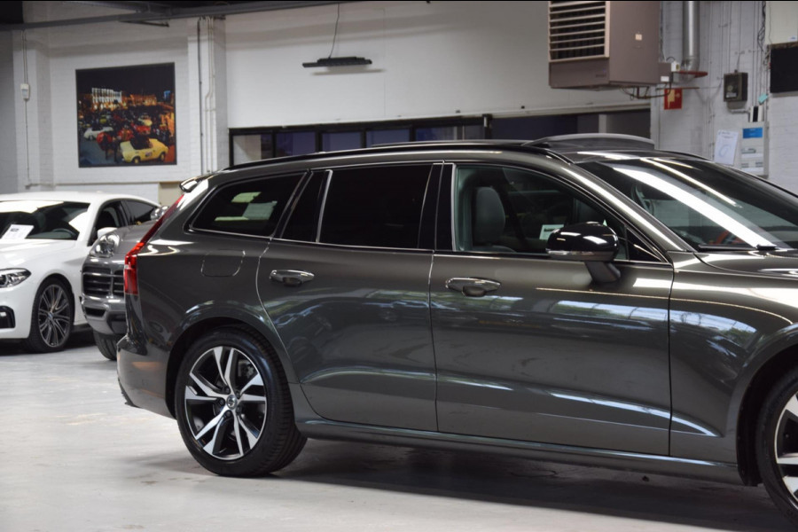 Volvo V60 2.0 T6 Recharge AWD R-Design Navi|Panoramadak|Dealer onderhouden|342pk!!|ACC|Stuurverwarming