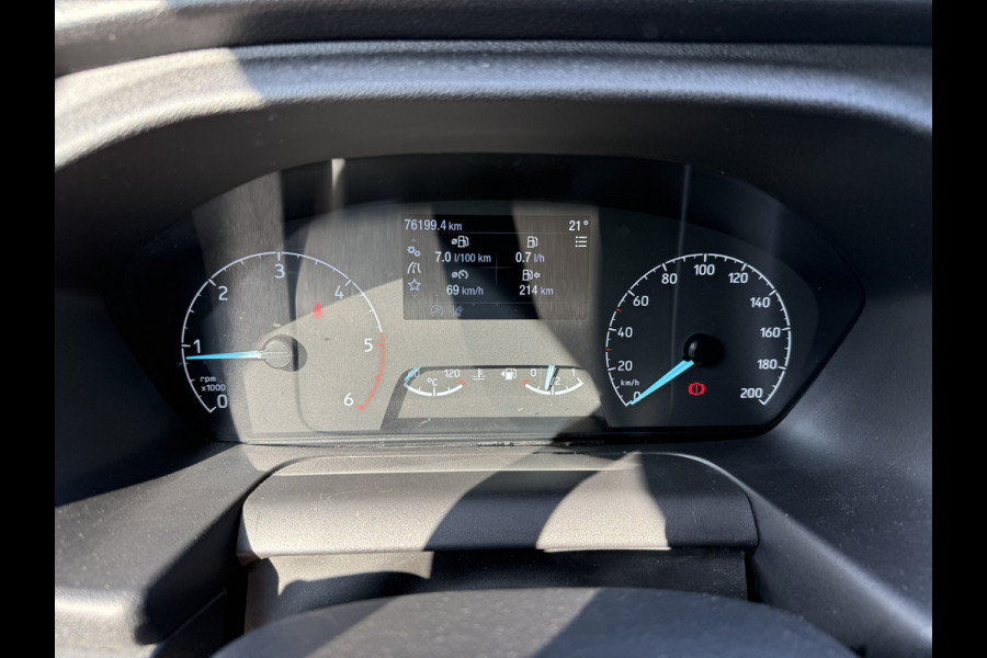 Ford Transit Custom 280 2.0 TDCI 130PK L1H1 Trend Achteruitrijcamera/trekhaak/CarPlay