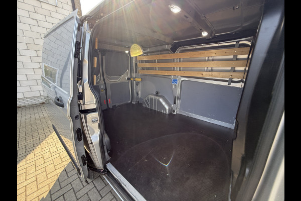 Ford Transit Custom 280 2.0 TDCI 130PK L1H1 Trend Achteruitrijcamera/trekhaak/CarPlay