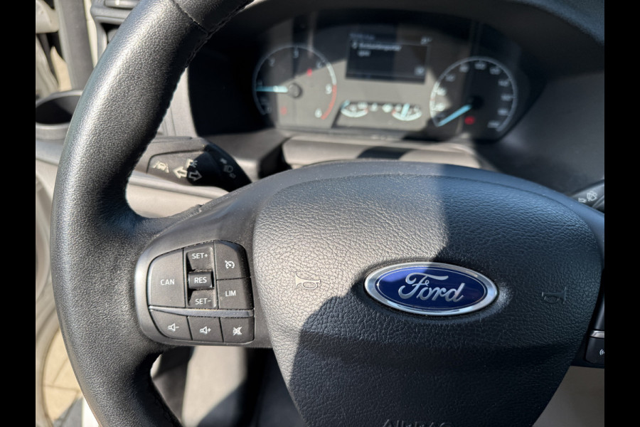 Ford Transit Custom 280 2.0 TDCI 130PK L1H1 Trend Achteruitrijcamera/trekhaak/CarPlay