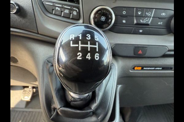 Ford Transit Custom 280 2.0 TDCI 130PK L1H1 Trend Achteruitrijcamera/trekhaak/CarPlay