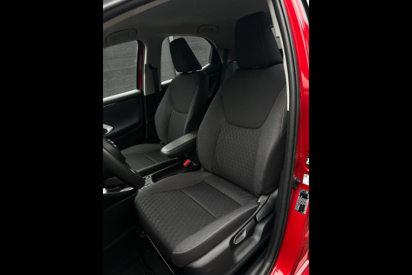 Toyota Yaris 1.5 Hybrid Dynamic CarPlay LED Camera