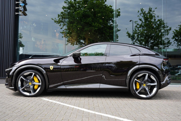 Ferrari Purosangue 6.5 V12 Full Carbon Pack Lifting Panoramadak