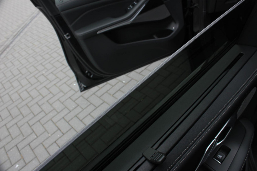 BMW X5 XDrive50e High Executive / HEAD- UP / PANO- DAK / 4- WHEEL STRURING / LUCHTVERING / DRIVING ASSISANT / SOFTCLOSE / M- SEATS