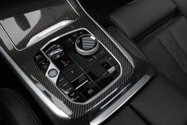 BMW X5 XDrive50e High Executive / HEAD- UP / PANO- DAK / 4- WHEEL STRURING / LUCHTVERING / DRIVING ASSISANT / SOFTCLOSE / M- SEATS