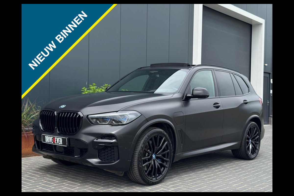BMW X5 xDrive45e M PACK 395pk PANO ECC 360 CAMERA LEDER SPORTVELGEN BMW X5 xDrive45e M PACK 395pk PANO ECC 360 CAMERA LEDER SPORTVELGEN