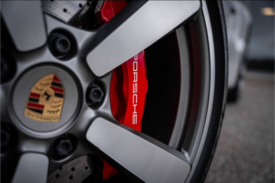 Porsche 911 Cabrio Carrera 4S (450pk) - BOSE - Sportuitlaat - Adapt. cruise - Camera PASM - Keyless - Exclusive leder * 992