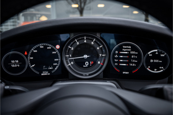 Porsche 911 Cabrio Carrera 4S (450pk) - BOSE - Sportuitlaat - Adapt. cruise - Camera PASM - Keyless - Exclusive leder * 992