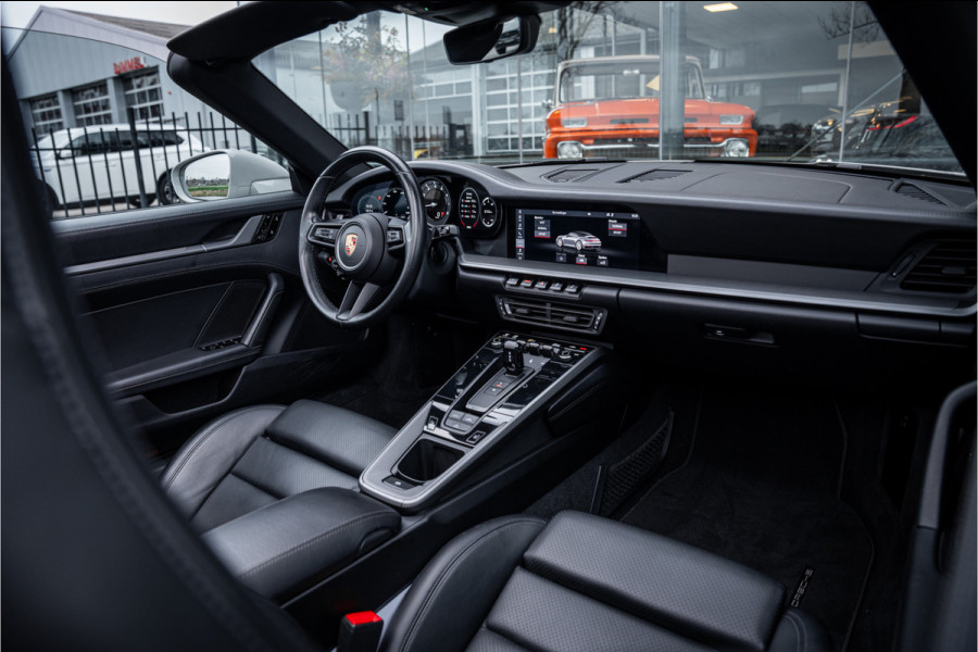 Porsche 911 Cabrio Carrera 4S (450pk) - BOSE - Sportuitlaat - Adapt. cruise - Camera PASM - Keyless - Exclusive leder * 992