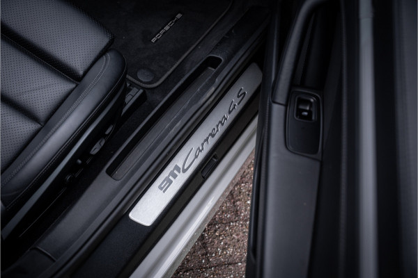Porsche 911 Cabrio Carrera 4S (450pk) - BOSE - Sportuitlaat - Adapt. cruise - Camera PASM - Keyless - Exclusive leder * 992