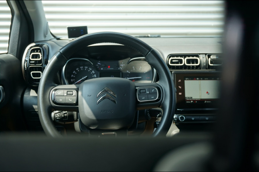 Citroën C3 Aircross 110PK Shine CAMERA | NAVI | CRUISE | PDC V+A | 17'LMV | 4S BAND!