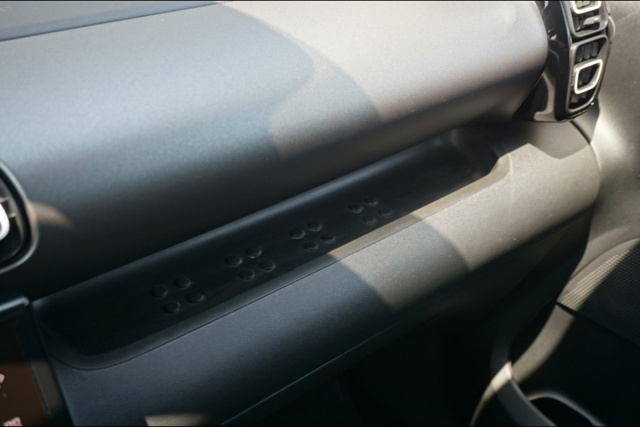 Citroën C3 Aircross 110PK Shine CAMERA | NAVI | CRUISE | PDC V+A | 17'LMV | 4S BAND!