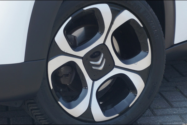 Citroën C3 Aircross 110PK Shine CAMERA | NAVI | CRUISE | PDC V+A | 17'LMV | 4S BAND!