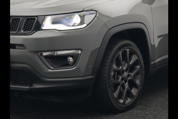 Jeep Compass 4xe 240 Plug-in Hybrid Electric S Dealer O.H PHEV | Panodak | Lederen Sportstoelen Memory & Ventilatie | Alpine Sound | Keyless | Camera | 19"L.M | Apple Carplay | Navi Full Map |