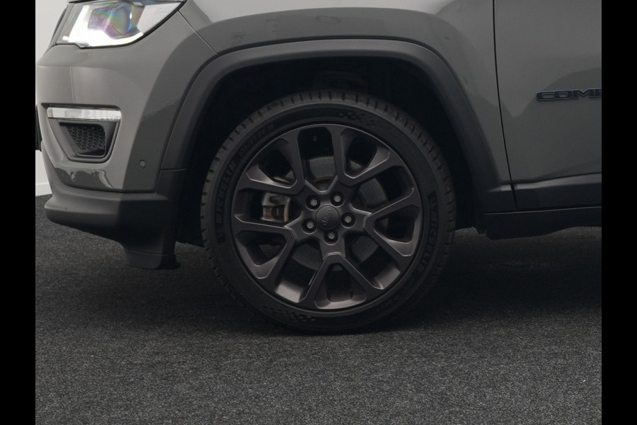 Jeep Compass 4xe 240 Plug-in Hybrid Electric S Dealer O.H PHEV | Panodak | Lederen Sportstoelen Memory & Ventilatie | Alpine Sound | Keyless | Camera | 19"L.M | Apple Carplay | Navi Full Map |