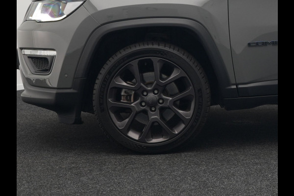 Jeep Compass 4xe 240 Plug-in Hybrid Electric S Dealer O.H PHEV | Panodak | Lederen Sportstoelen Memory & Ventilatie | Alpine Sound | Keyless | Camera | 19"L.M | Apple Carplay | Navi Full Map |