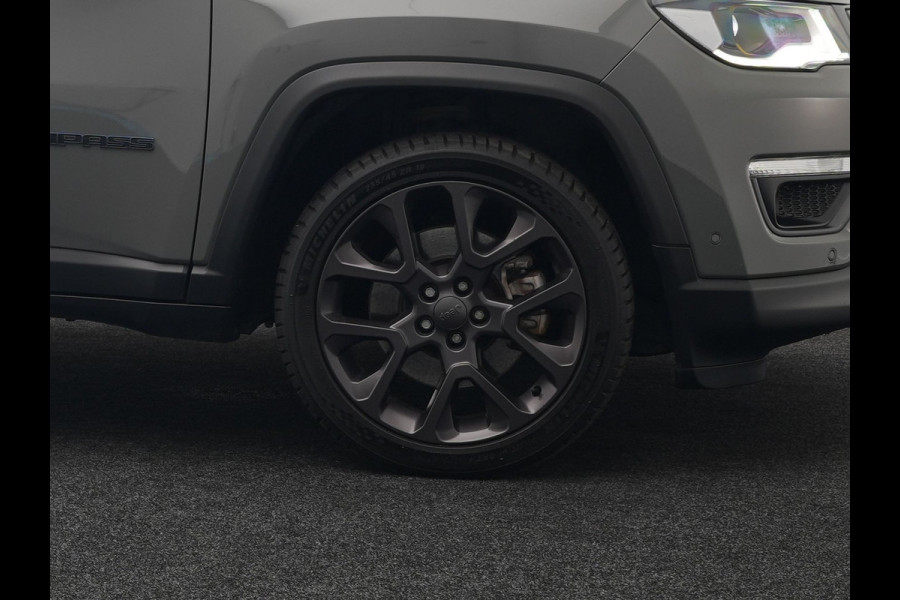 Jeep Compass 4xe 240 Plug-in Hybrid Electric S Dealer O.H PHEV | Panodak | Lederen Sportstoelen Memory & Ventilatie | Alpine Sound | Keyless | Camera | 19"L.M | Apple Carplay | Navi Full Map |