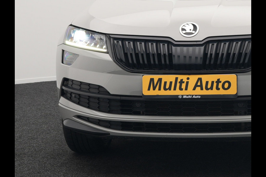 Škoda Karoq 1.5 TSI ACT Sportline 150pk DSG Dealer O.H | Panodak | Trekhaak af Fabriek | Adaptive Cruise | RS Sportstoelen Verwarmd | Camera | 19"L.M | Apple Carplay | Virtual | Keyless |
