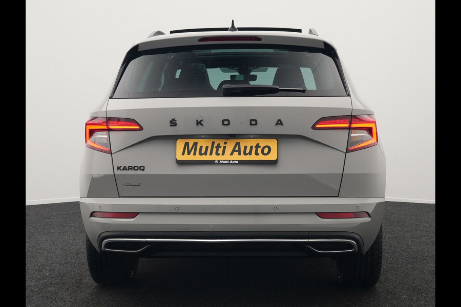 Škoda Karoq 1.5 TSI ACT Sportline 150pk DSG Dealer O.H | Panodak | Trekhaak af Fabriek | Adaptive Cruise | RS Sportstoelen Verwarmd | Camera | 19"L.M | Apple Carplay | Virtual | Keyless |