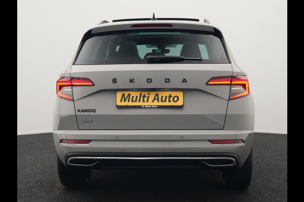 Škoda Karoq 1.5 TSI ACT Sportline 150pk DSG Dealer O.H | Panodak | Trekhaak af Fabriek | Adaptive Cruise | RS Sportstoelen Verwarmd | Camera | 19"L.M | Apple Carplay | Virtual | Keyless |