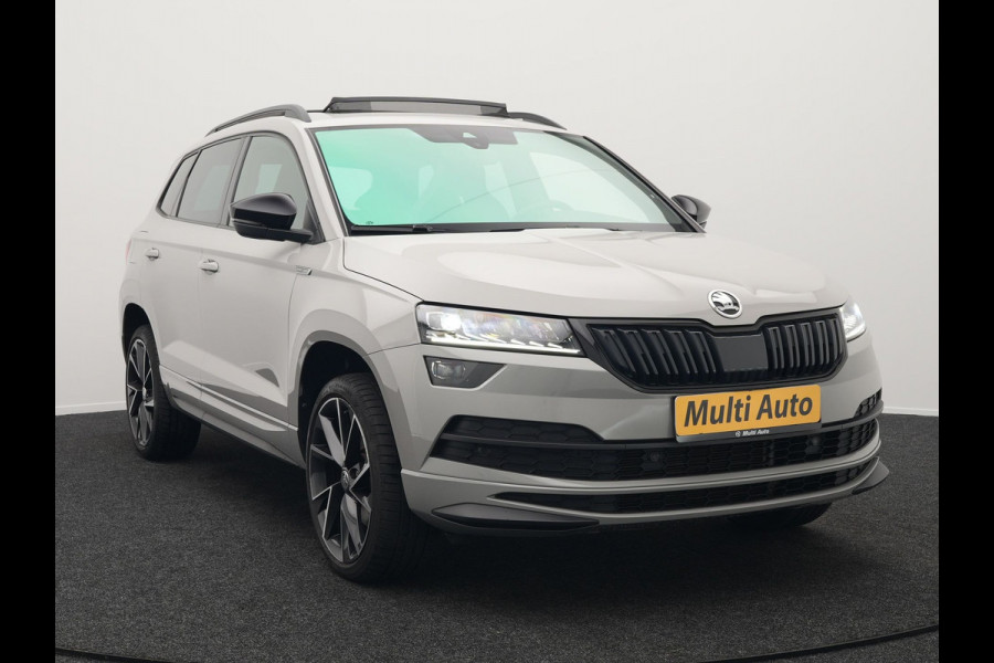 Škoda Karoq 1.5 TSI ACT Sportline 150pk DSG Dealer O.H | Panodak | Trekhaak af Fabriek | Adaptive Cruise | RS Sportstoelen Verwarmd | Camera | 19"L.M | Apple Carplay | Virtual | Keyless |