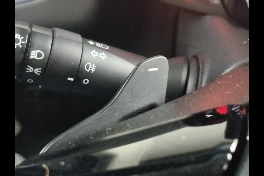 Citroën C1 1.0 VTi Shine AUTOMAAT Navi,Camera,Andriod/Apple, LMW uit 2019 Rijklaar + 12 maanden Bovag-garantie Henk Jongen Auto's in Helmond,  al 50 jaar service zoals 't hoort!