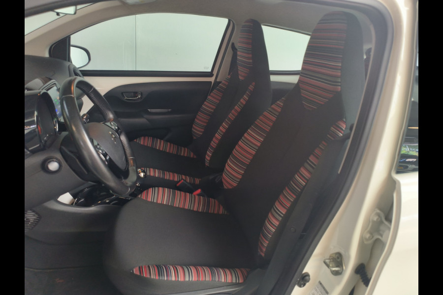 Citroën C1 1.0 VTi Shine AUTOMAAT Navi,Camera,Andriod/Apple, LMW uit 2019 Rijklaar + 12 maanden Bovag-garantie Henk Jongen Auto's in Helmond,  al 50 jaar service zoals 't hoort!