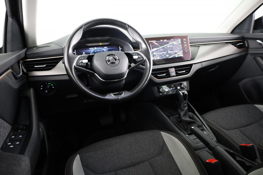 Škoda SCALA 1.0 TSI Business Edition 110pk Automaat | Navigatie | Verwarmbare voorstoelen | Parkeersensoren voor en achter | Apple carplay - Android Auto