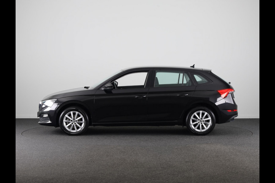 Škoda SCALA 1.0 TSI Business Edition 110pk Automaat | Navigatie | Verwarmbare voorstoelen | Parkeersensoren voor en achter | Apple carplay - Android Auto
