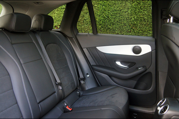 Mercedes-Benz GLC GLC 300 4M AMG line | Luchtvering Panorama Leder Burmester Dodehoek LED ILS