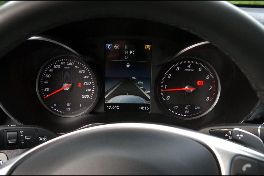 Mercedes-Benz GLC GLC 300 4M AMG line | Luchtvering Panorama Leder Burmester Dodehoek LED ILS