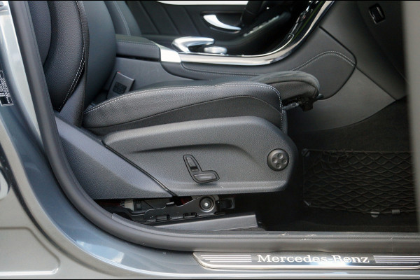 Mercedes-Benz GLC GLC 300 4M AMG line | Luchtvering Panorama Leder Burmester Dodehoek LED ILS