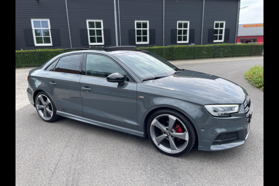 Audi A3 Limousine 1.5 TFSI 3X S-LINE PANO/B&O/CAM/NAVI/ VIRTUAL COCKPIT MATRIX LAMPEN