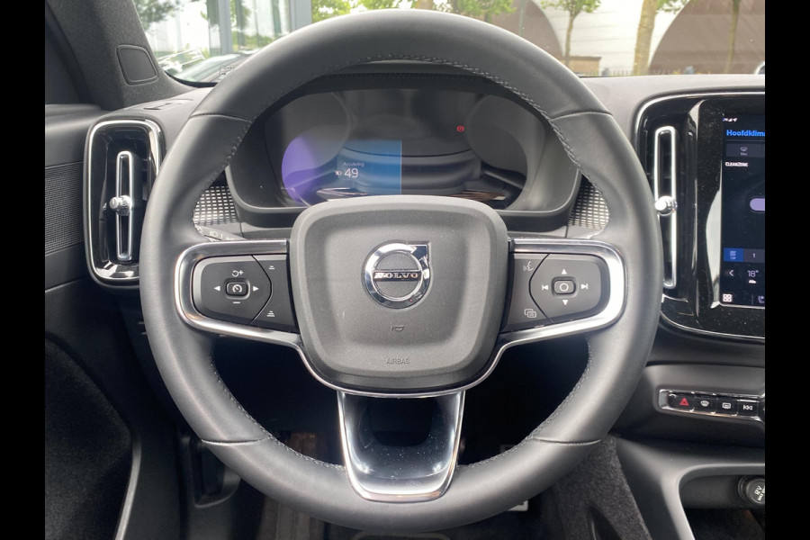 Volvo XC40 Recharge Plus STOEL + STUURVERWARMING | LEDER/ALCANTARA | RIJKLAAR INCL. 12 MND. BOVAGGARANTIE
