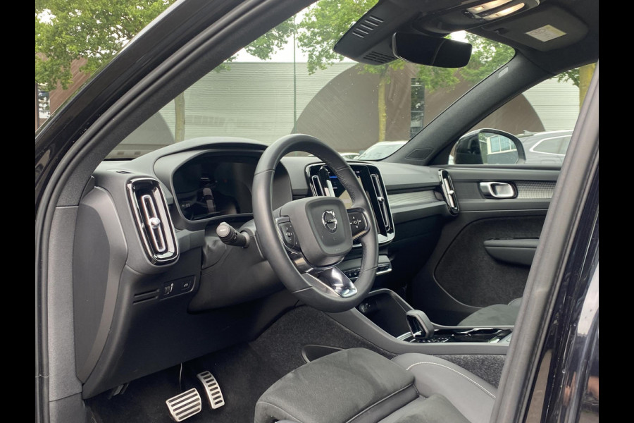 Volvo XC40 Recharge Plus STOEL + STUURVERWARMING | LEDER/ALCANTARA | RIJKLAAR INCL. 12 MND. BOVAGGARANTIE