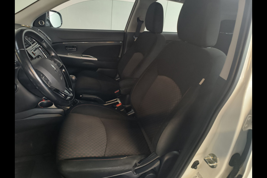 Mitsubishi ASX 1.6 Cleartec Intense+ Rijklaar + 12 maanden Bovag-garantie Henk Jongen Auto's in Helmond,  al 50 jaar service zoals 't hoort!