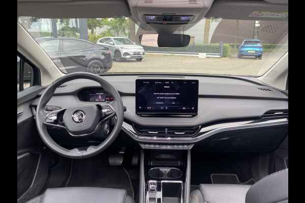 Škoda ENYAQ iV 60 ORIG. NL. NAP KM. | CAMERA | STOELVERWARMING VOOR + ACHTER | ELEK. TREKHAAK