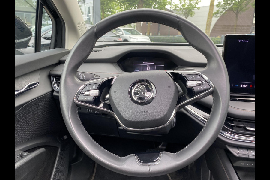 Škoda ENYAQ iV 60 ORIG. NL. NAP KM. | CAMERA | STOELVERWARMING VOOR + ACHTER | ELEK. TREKHAAK