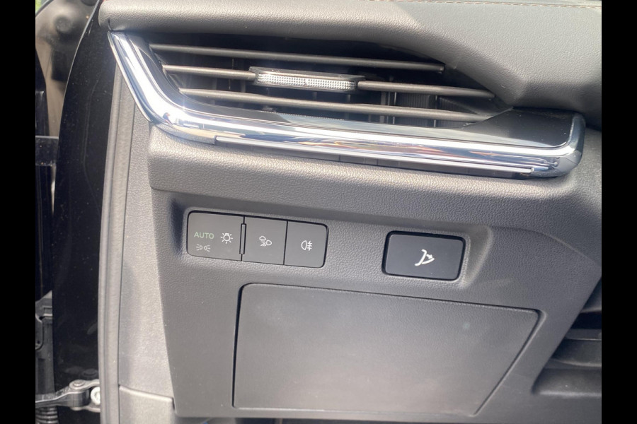 Škoda ENYAQ iV 60 ORIG. NL. NAP KM. | CAMERA | STOELVERWARMING VOOR + ACHTER | ELEK. TREKHAAK