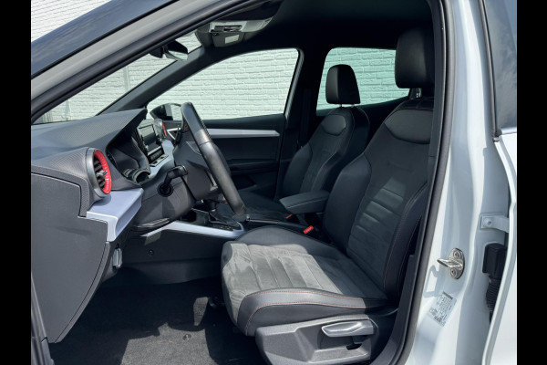 Seat Arona 1.0 TSI FR Online Led Leder/alcantara Camera Cruise Clima Afn trekhaak 18 inch+allseason