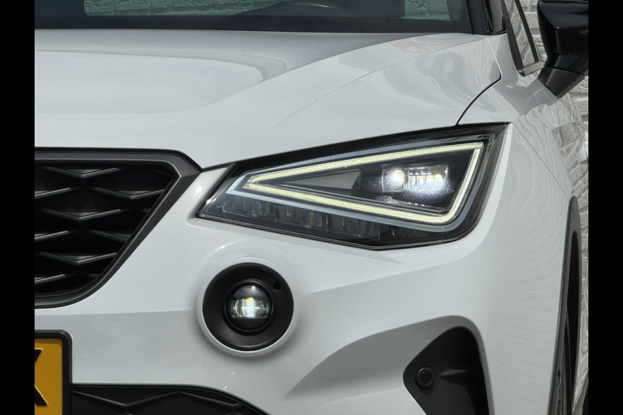Seat Arona 1.0 TSI FR Online Led Leder/alcantara Camera Cruise Clima Afn trekhaak 18 inch+allseason