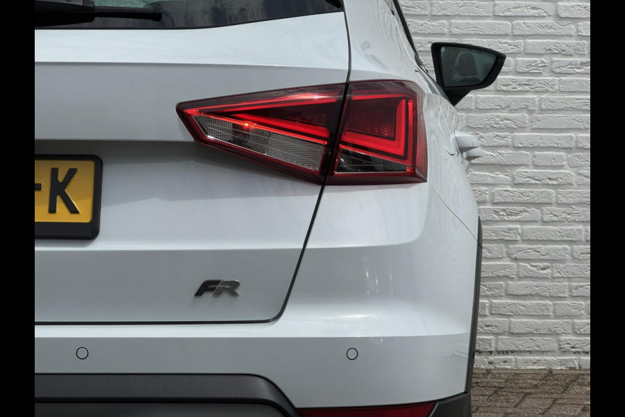 Seat Arona 1.0 TSI FR Online Led Leder/alcantara Camera Cruise Clima Afn trekhaak 18 inch+allseason