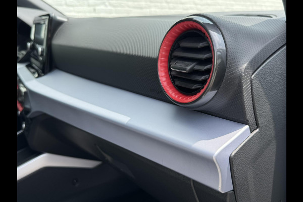 Seat Arona 1.0 TSI FR Online Led Leder/alcantara Camera Cruise Clima Afn trekhaak 18 inch+allseason