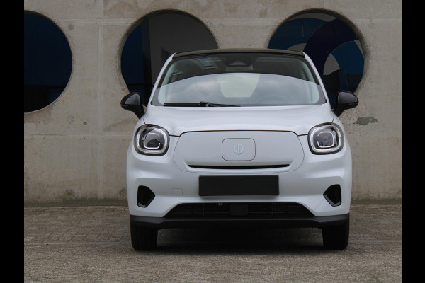 Leapmotor T03 Design 37.3 kWh | 2000 EURO VOORRAADBONUS* | 265 KM ACTIERADIUS | PANORAMADAK |