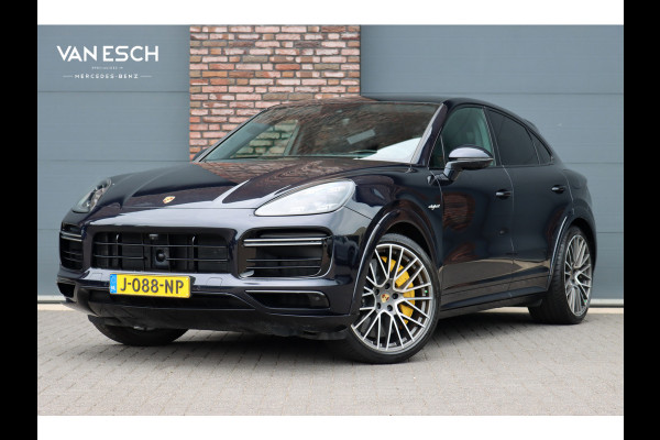 Porsche Cayenne Coupé 4.0 Turbo S E-Hybrid Aut8 | Achterasbesturing | Keramisch | Panoramadak | PASM | Sport-Design-pakket | Sport-Chrono | Burmester High End | Memory | Stoelventilatie | HUD | Verwarmd Stuurwiel | PDLS+ |
