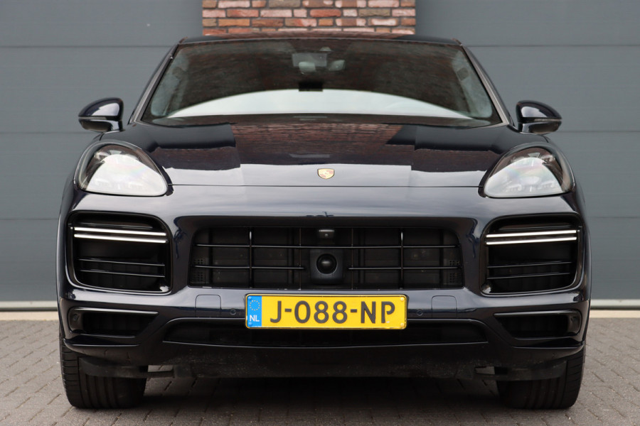 Porsche Cayenne Coupé 4.0 Turbo S E-Hybrid Aut8 | 680pk | Achterasbesturing | Keramisch | Panoramadak | PASM | Sport-Design-pakket | Sport-Chrono | Burmester High End | Memory | Stoelventilatie | HUD | Verwarmd Stuurwiel | PDLS+ |