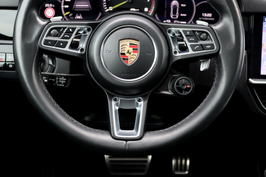 Porsche Cayenne Coupé 4.0 Turbo S E-Hybrid Aut8 | 680pk | Achterasbesturing | Keramisch | Panoramadak | PASM | Sport-Design-pakket | Sport-Chrono | Burmester High End | Memory | Stoelventilatie | HUD | Verwarmd Stuurwiel | PDLS+ |