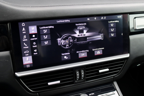 Porsche Cayenne Coupé 4.0 Turbo S E-Hybrid Aut8 | 680pk | Achterasbesturing | Keramisch | Panoramadak | PASM | Sport-Design-pakket | Sport-Chrono | Burmester High End | Memory | Stoelventilatie | HUD | Verwarmd Stuurwiel | PDLS+ |